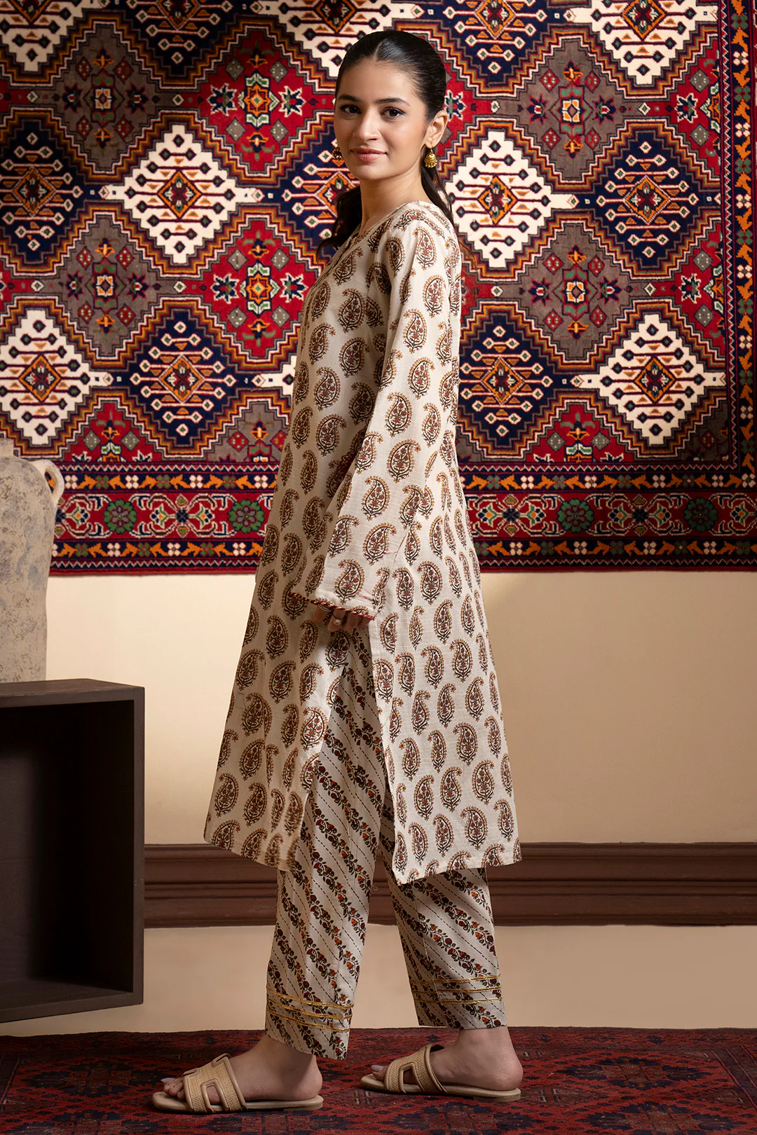 Embroidered Kurta Trouser - 3002 - Image 3