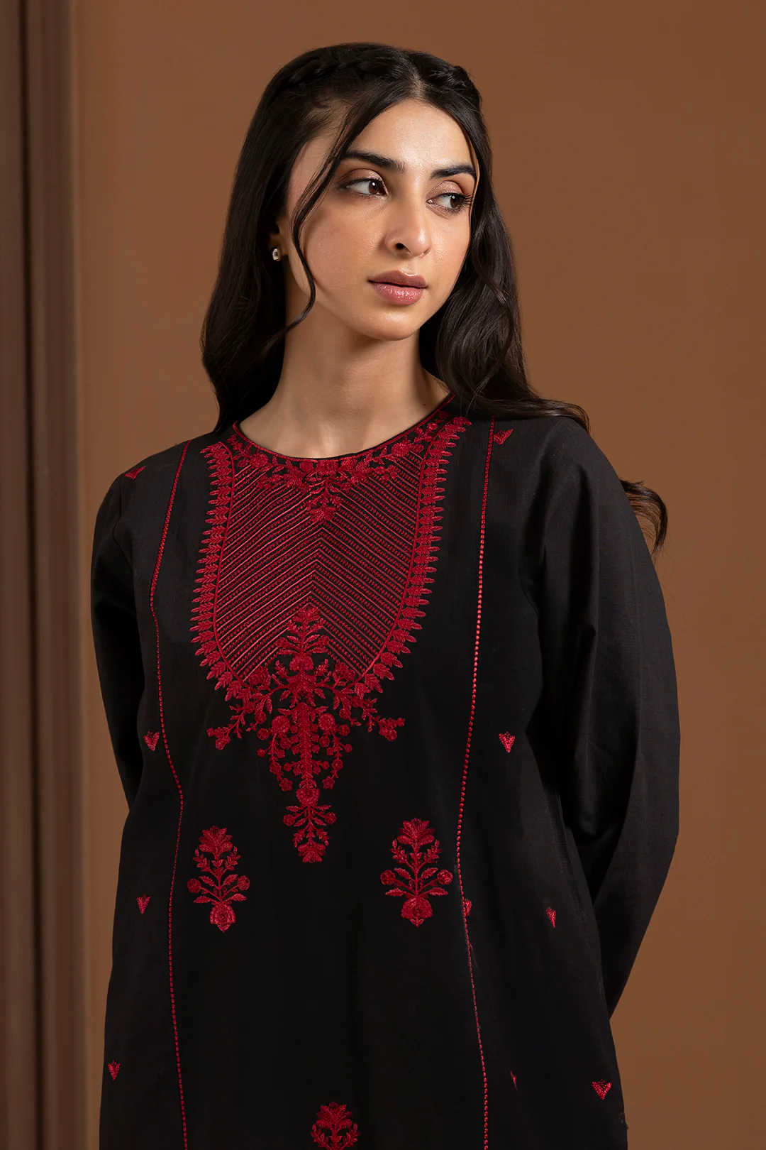 Embroidered Kurta Trouser - 3038 - Image 4