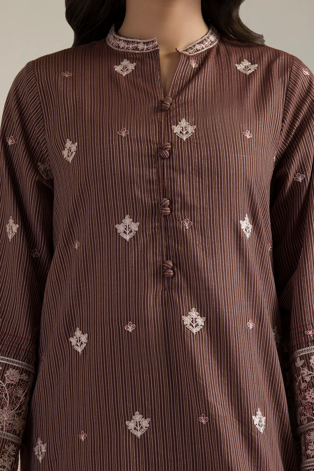Embroidered Kurta Trouser - 3362 - Image 5