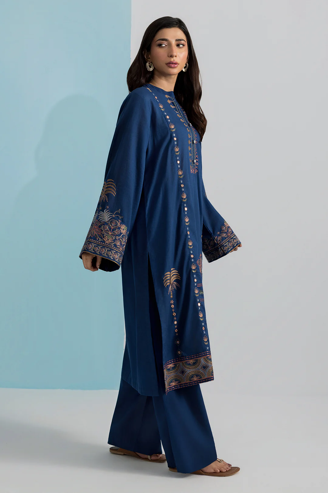 Embroidered Kurta Trouser - 2538 - Image 2