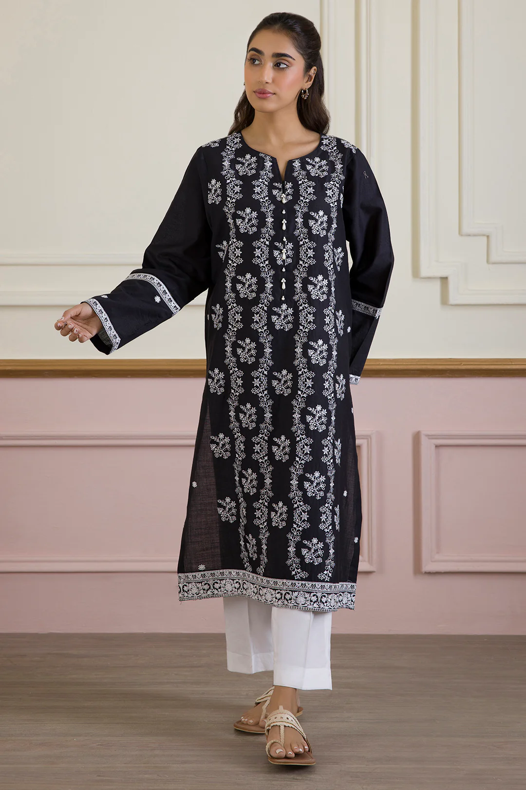 Embroidered Kurta - 3327 - Image 2