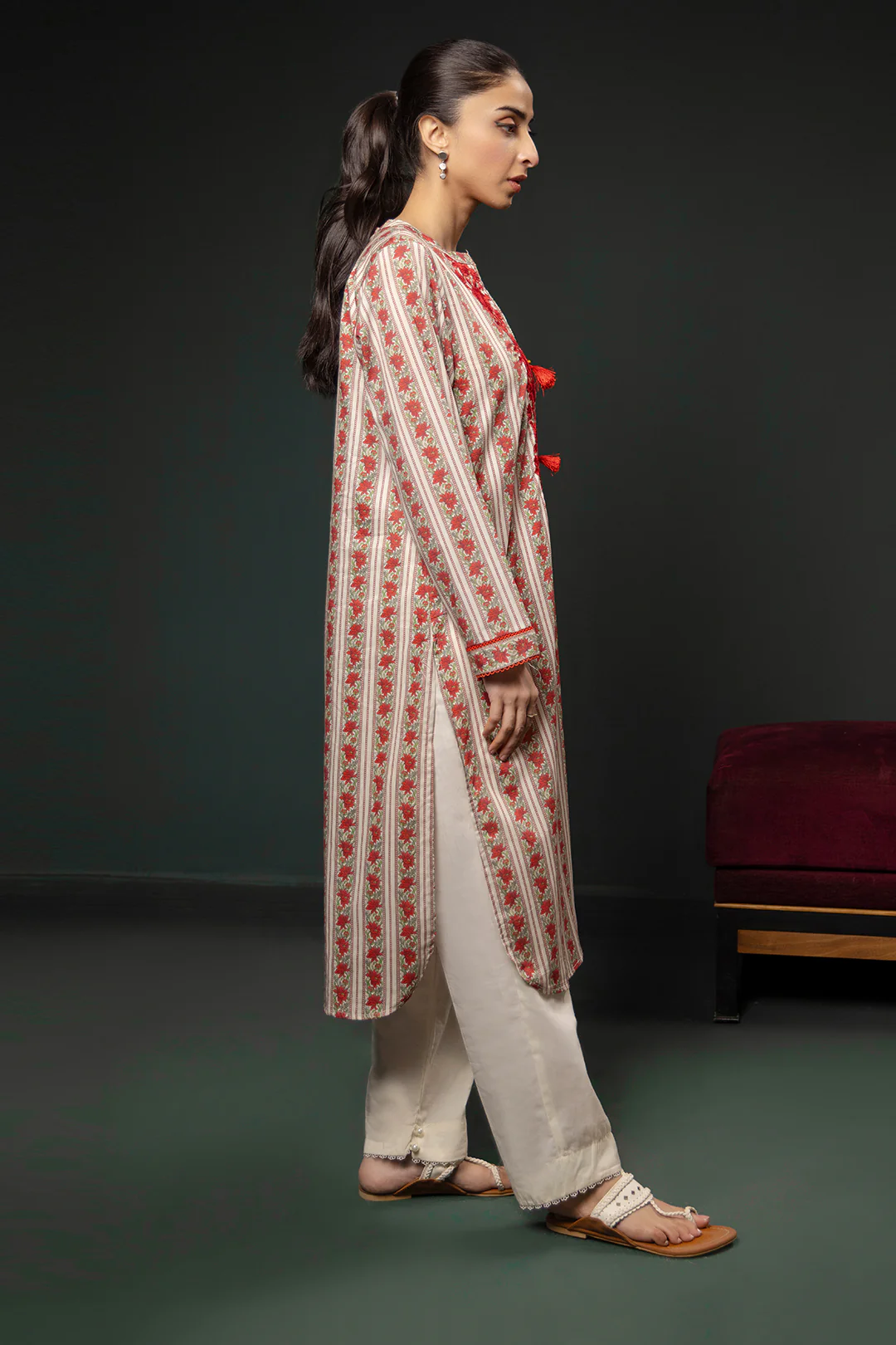 Embroidered Kurta - 2864 - Image 5