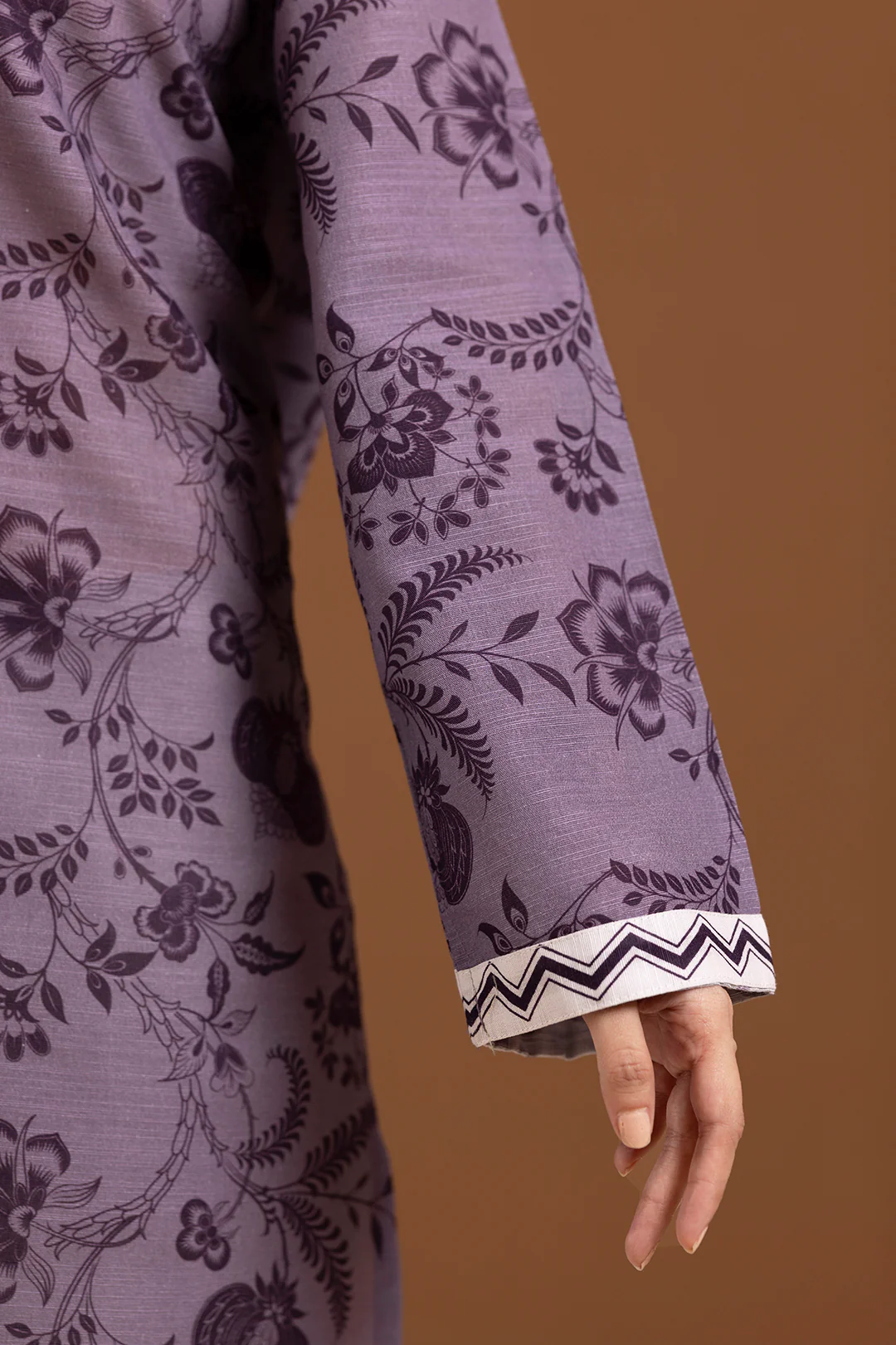 Kurta - 2600 - Image 8