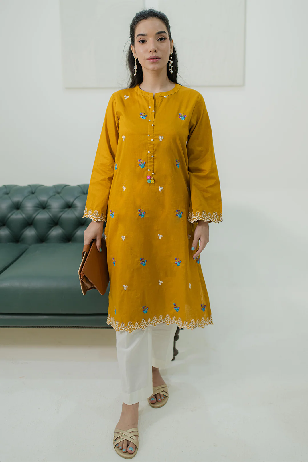 Embroidered Kurta - 1685 - Image 2