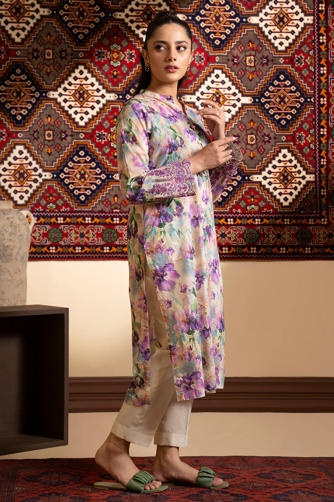 Embroidered Kurta - 1414 - Image 2