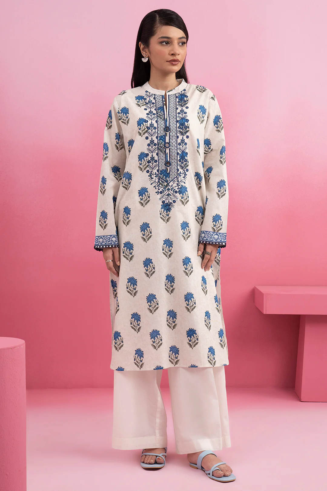 Embroidered Kurta - 1593 - Image 2