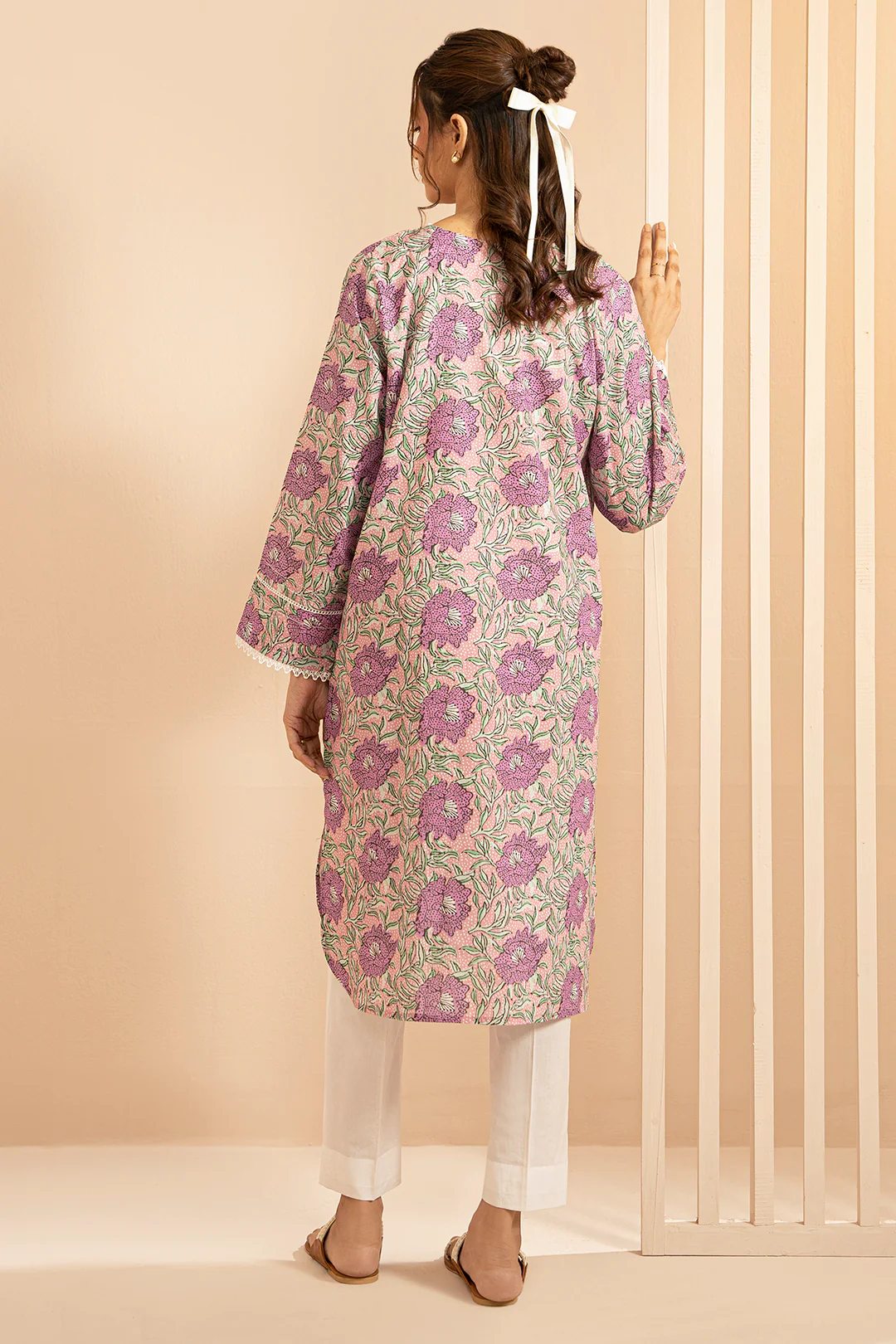 Embroidered Kurta - 1647 - Image 11