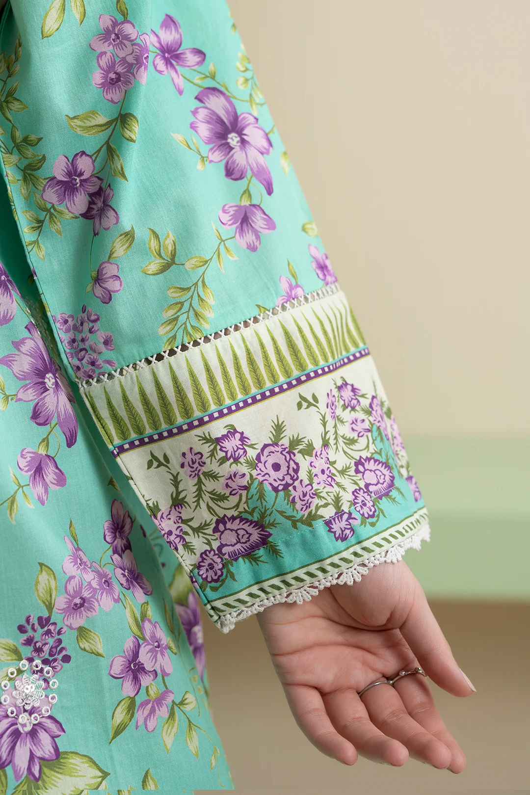 Embroidered Kurta - 1738 - Image 3