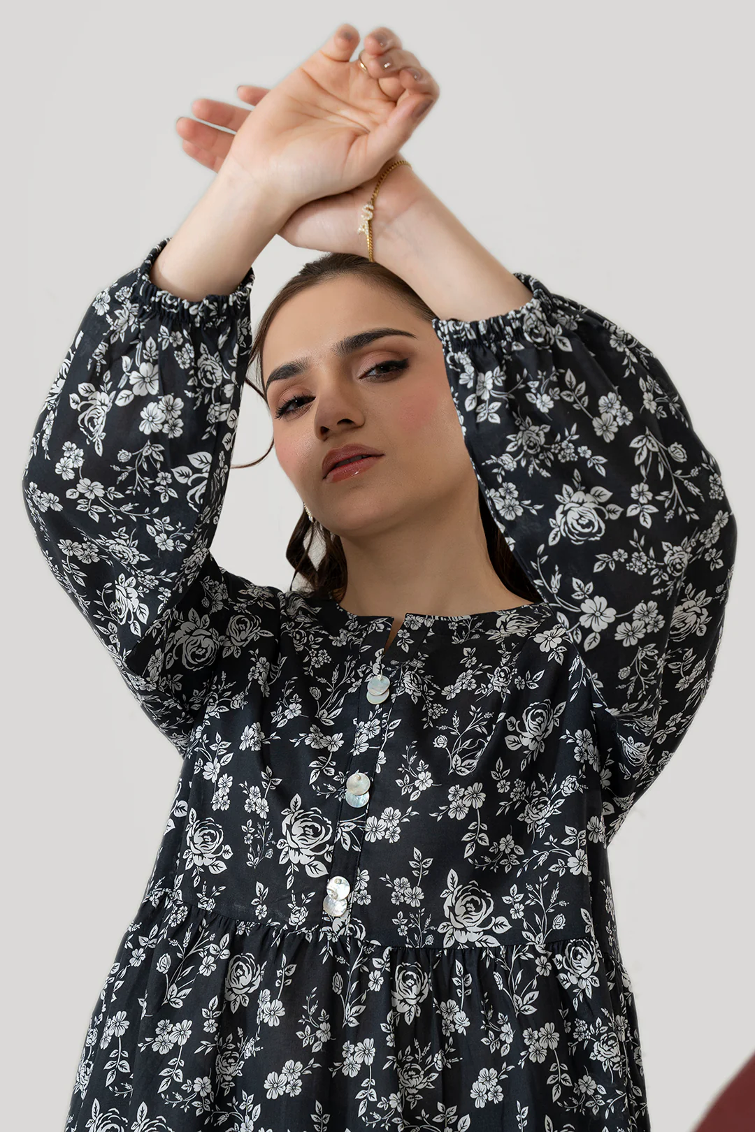 Tunics - 1743 - Image 3