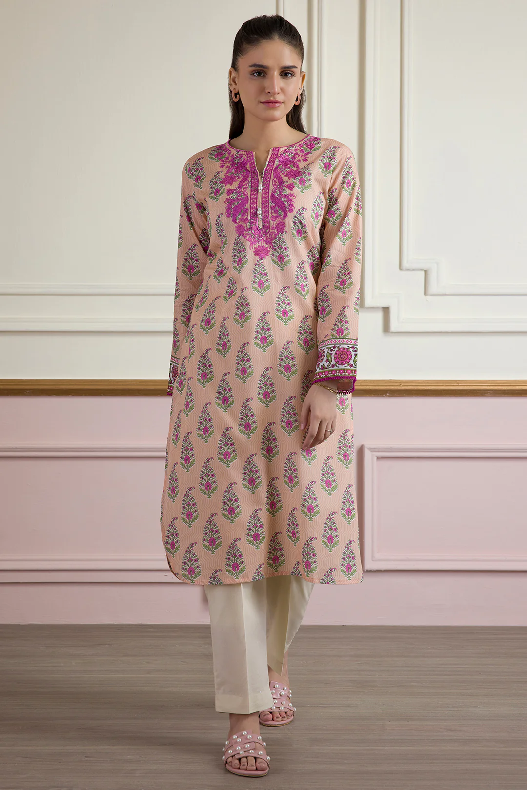 Embroidered Kurta - 1951 - Image 8