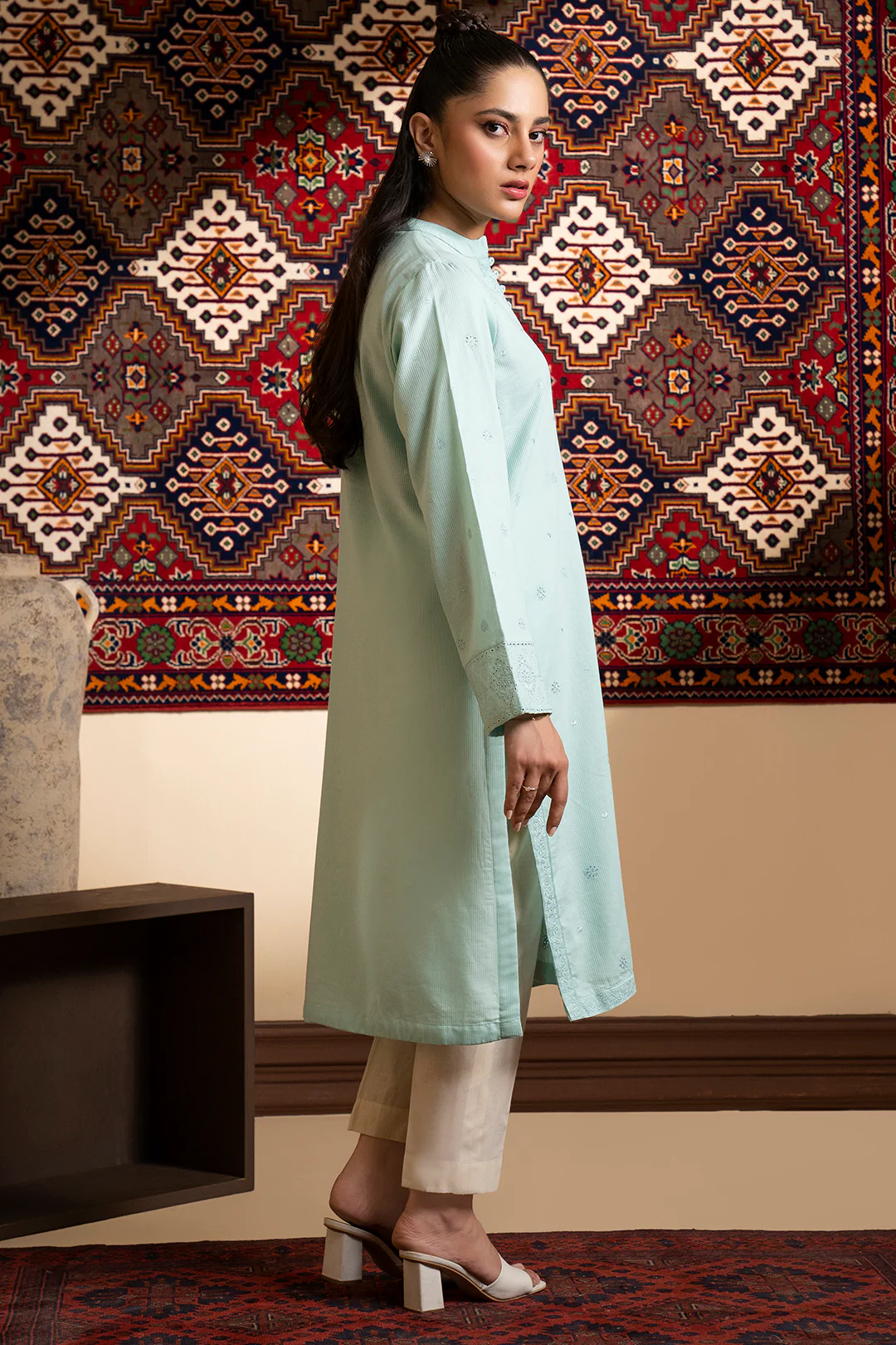 Embroidered Kurta - 2554 - Image 11