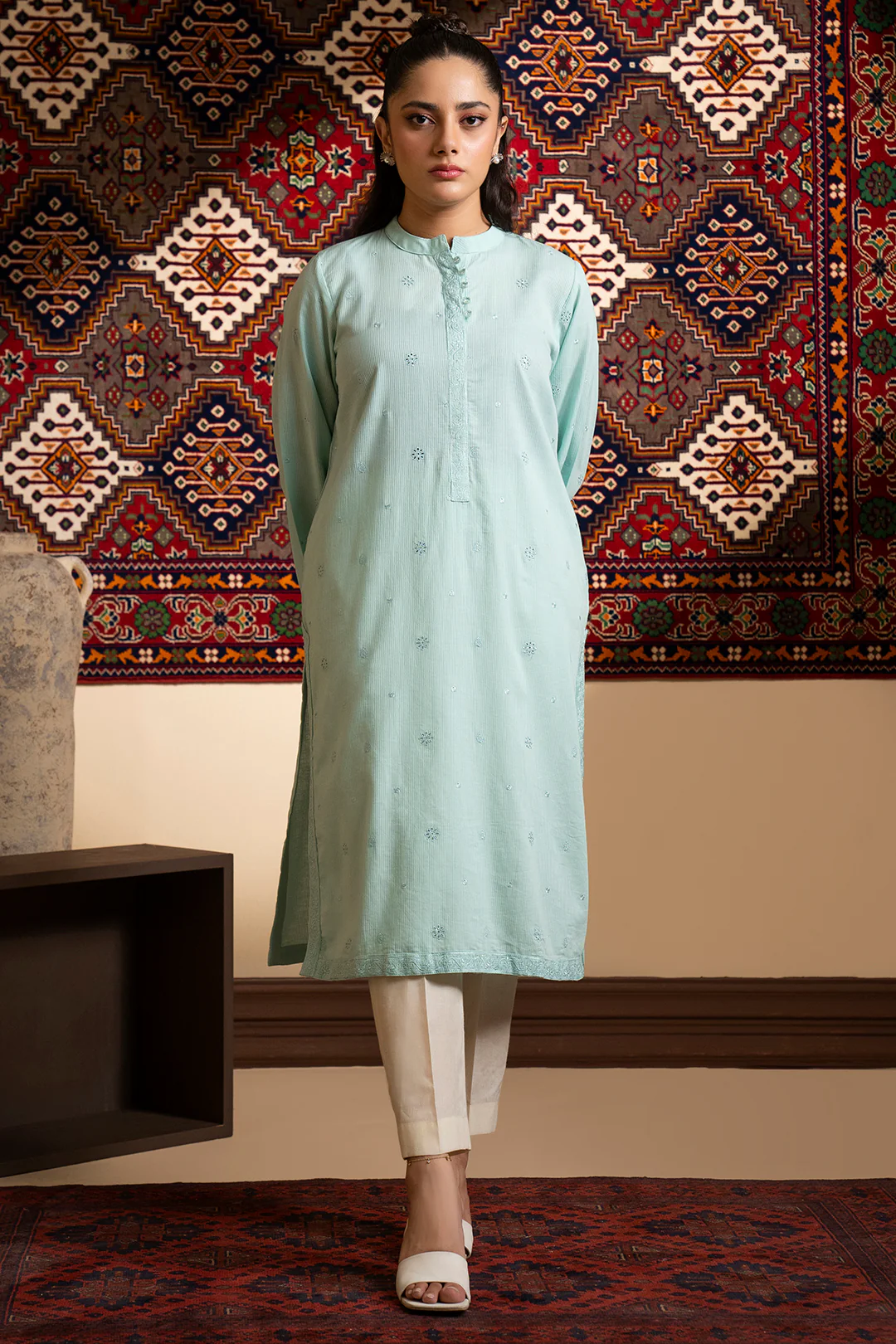 Embroidered Kurta - 2554 - Image 6