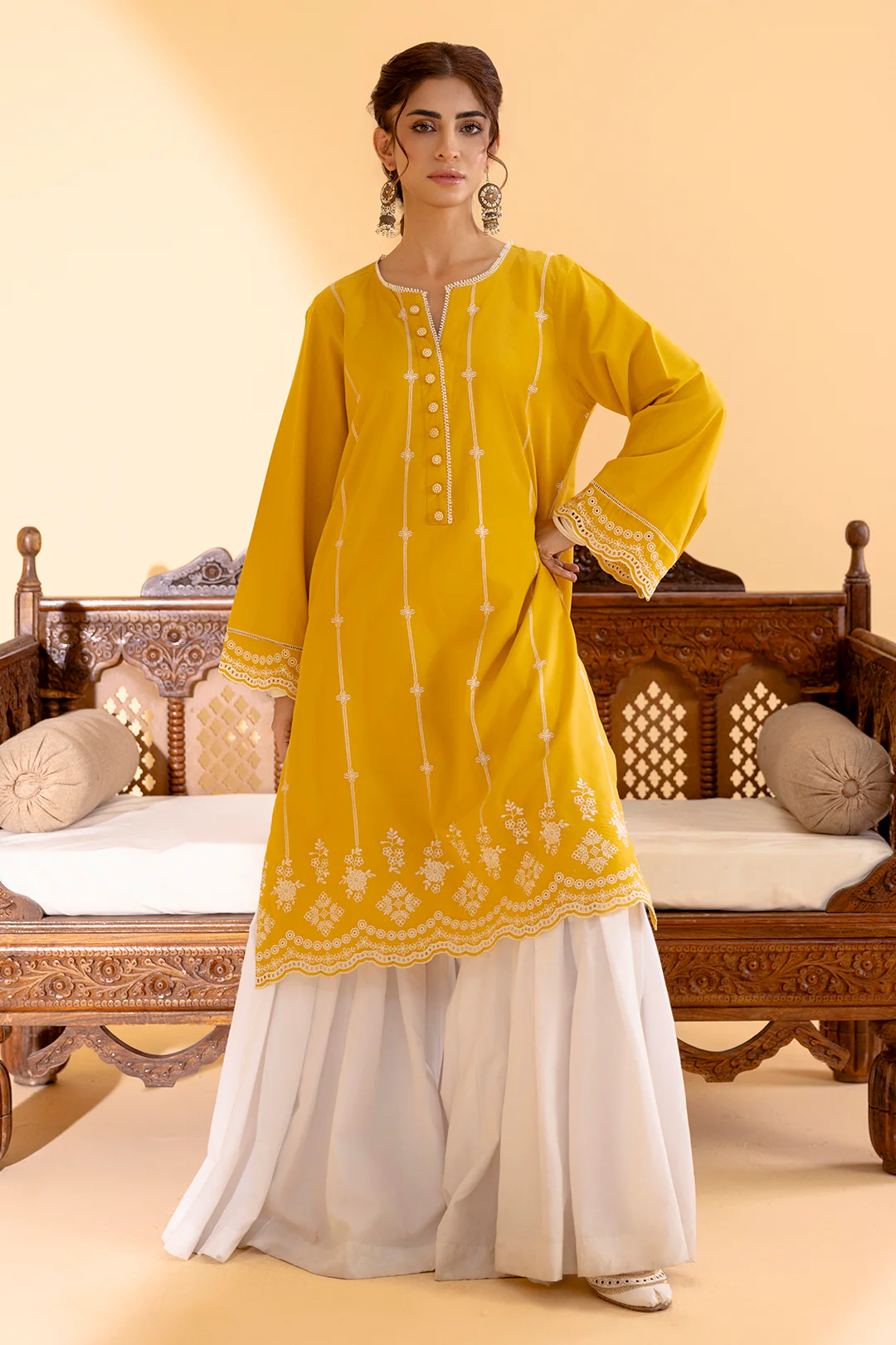 Embroidered Kurta - 2555 - Image 3