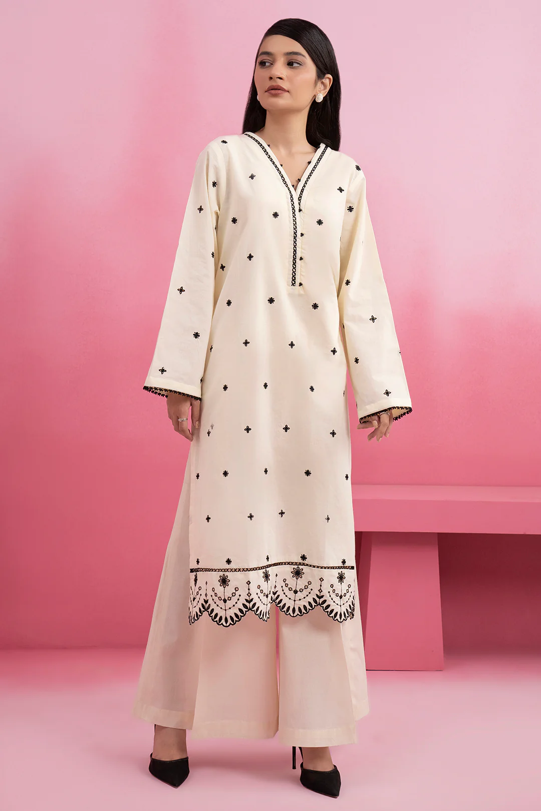 Embroidered Kurta - 2590 - Image 2