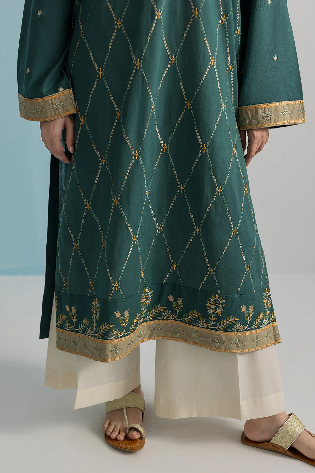 Embroidered Kurta - 2676 - Image 4