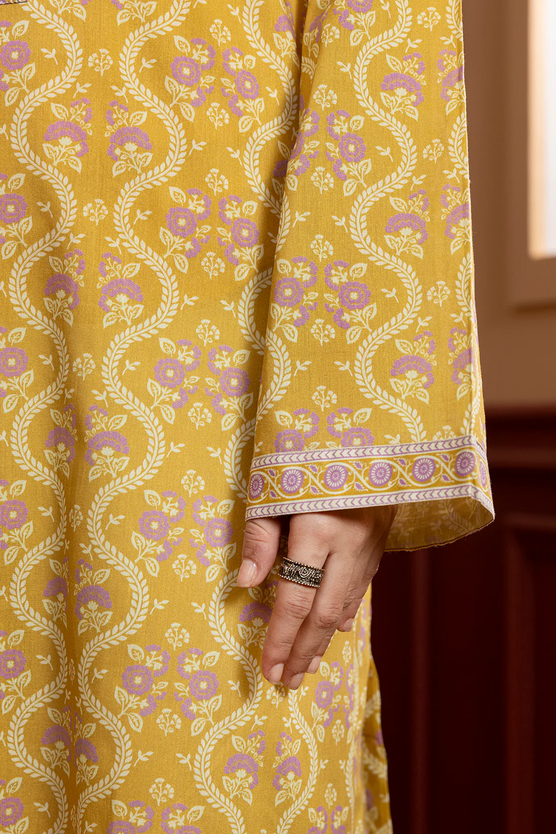 Kurta - 1980 - Image 5