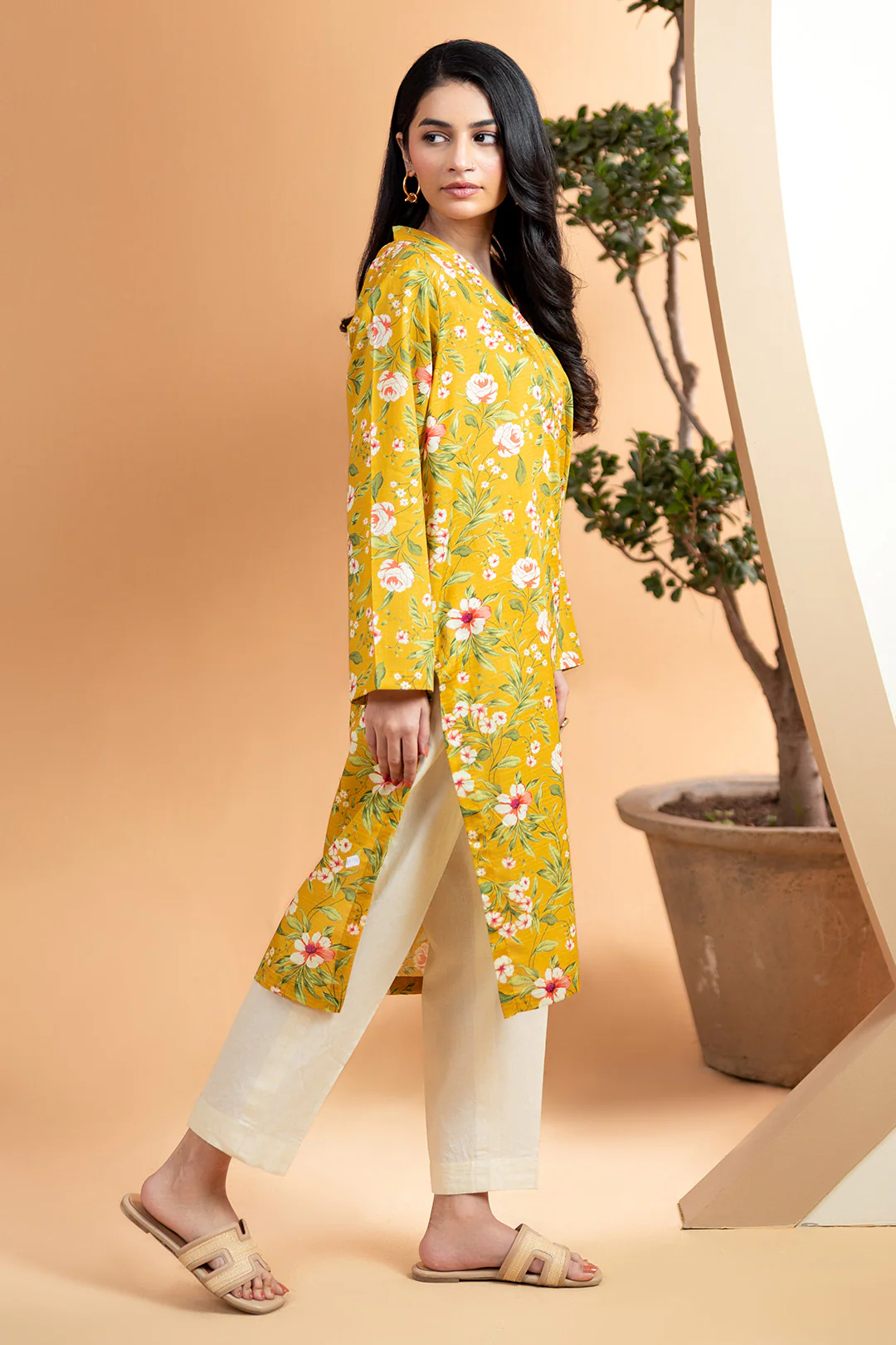 Kurta - 1983 - Image 4