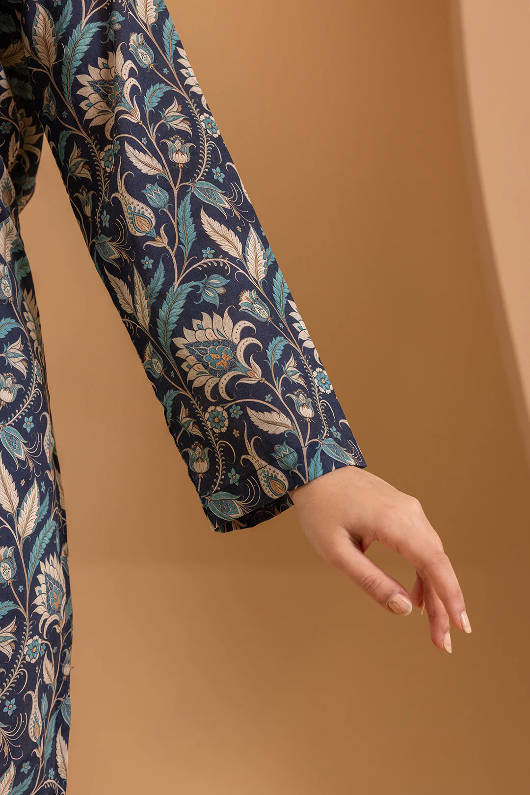 Kurta - 1986 - Image 6