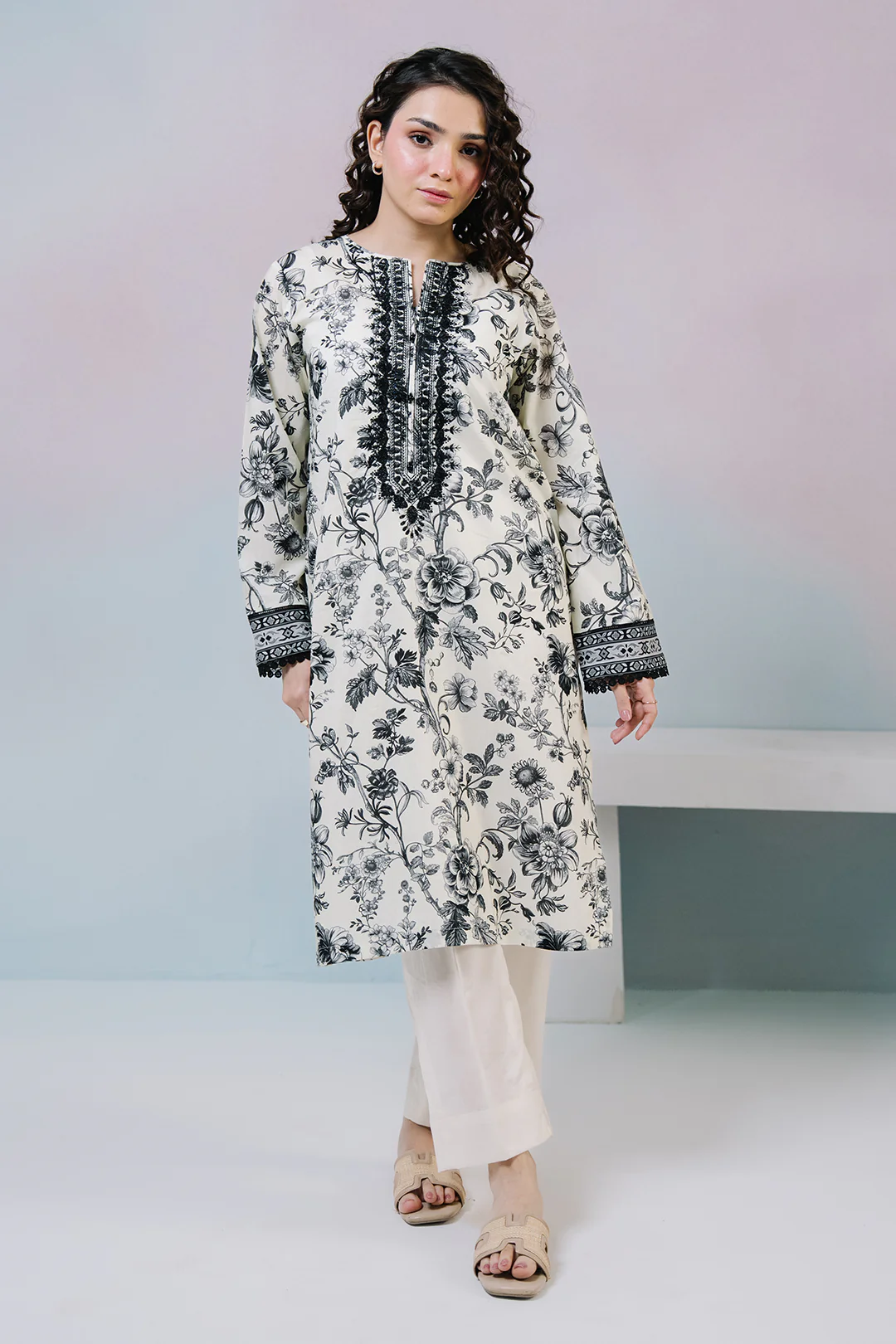 Embroidered Kurta - 2277 - Image 2