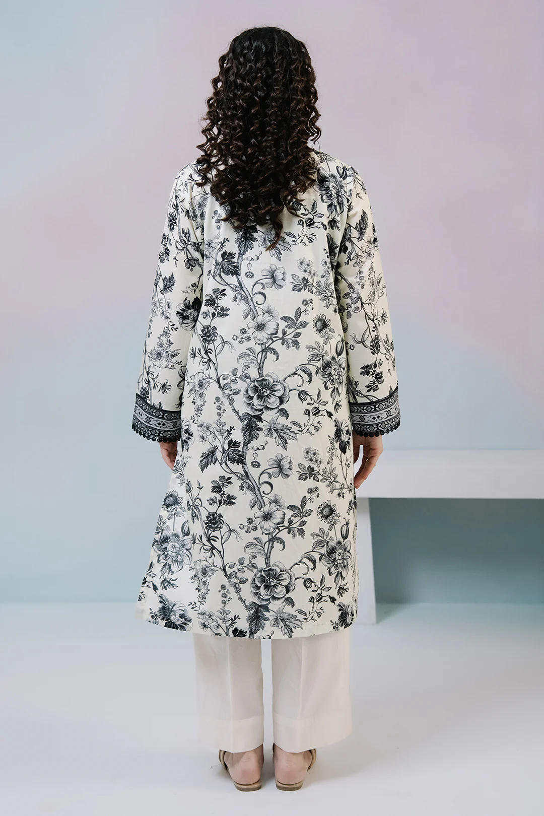 Embroidered Kurta - 2277 - Image 7