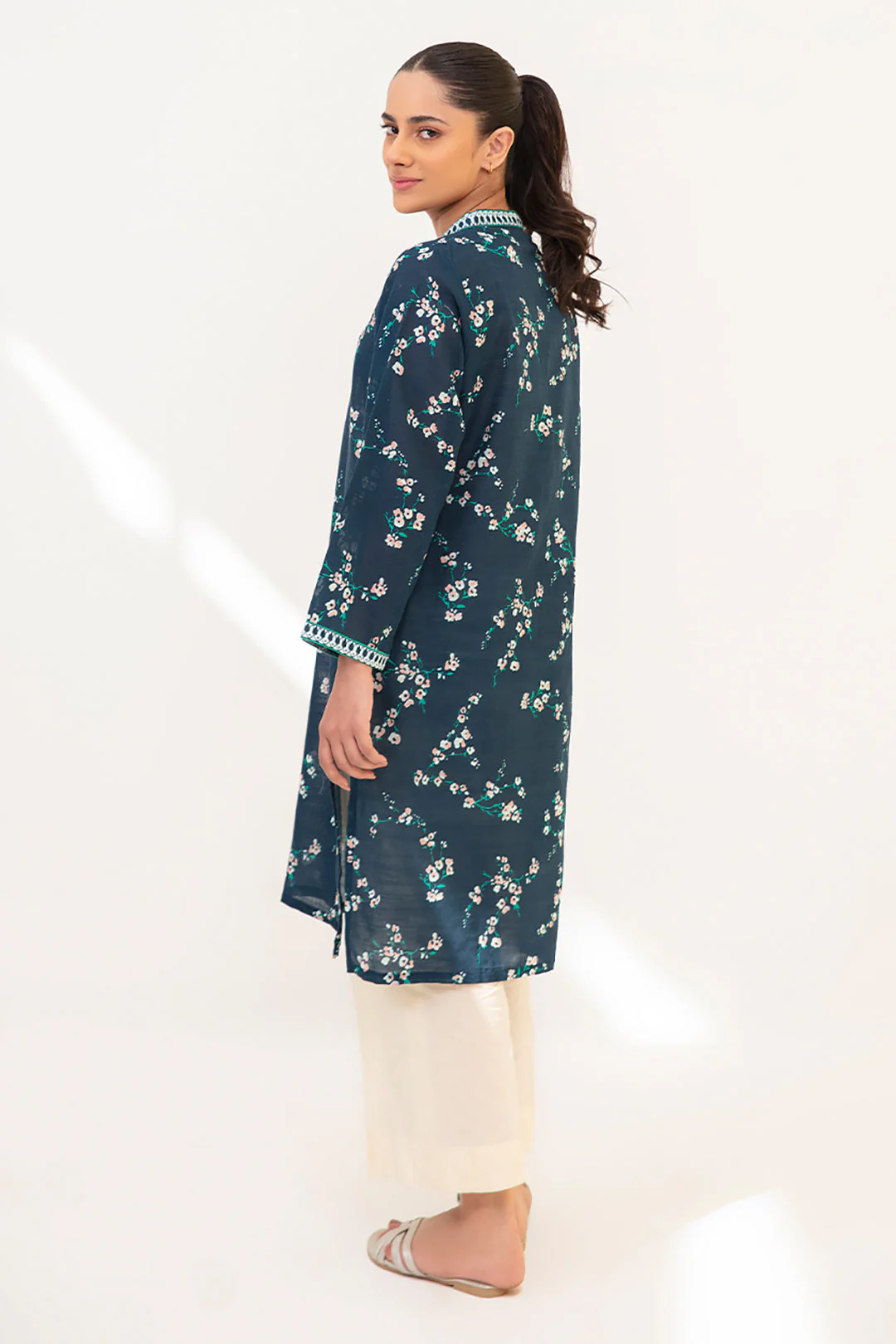 Kurta - 1422 - Image 5