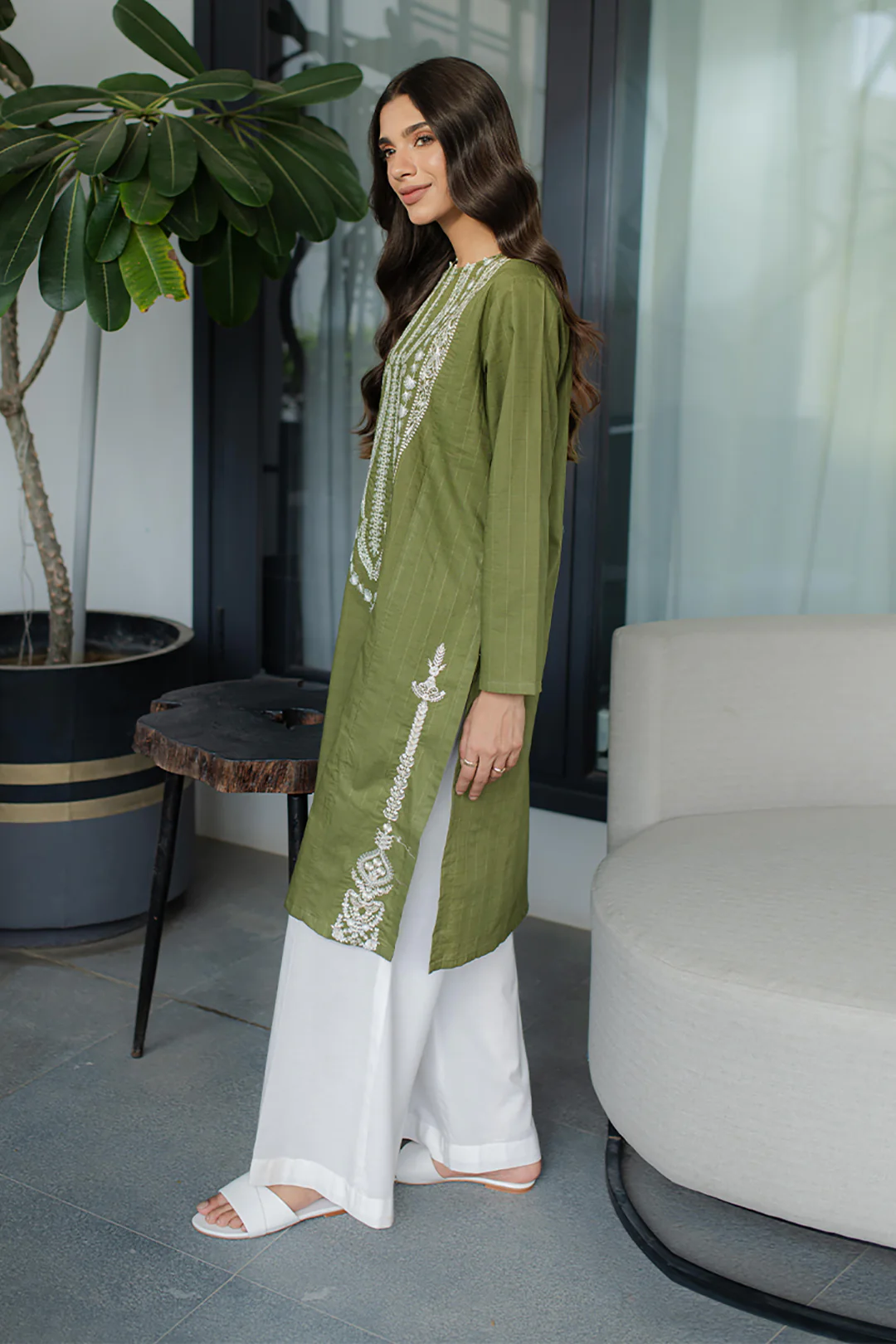 Embroidered Kurta - 1436 - Image 3
