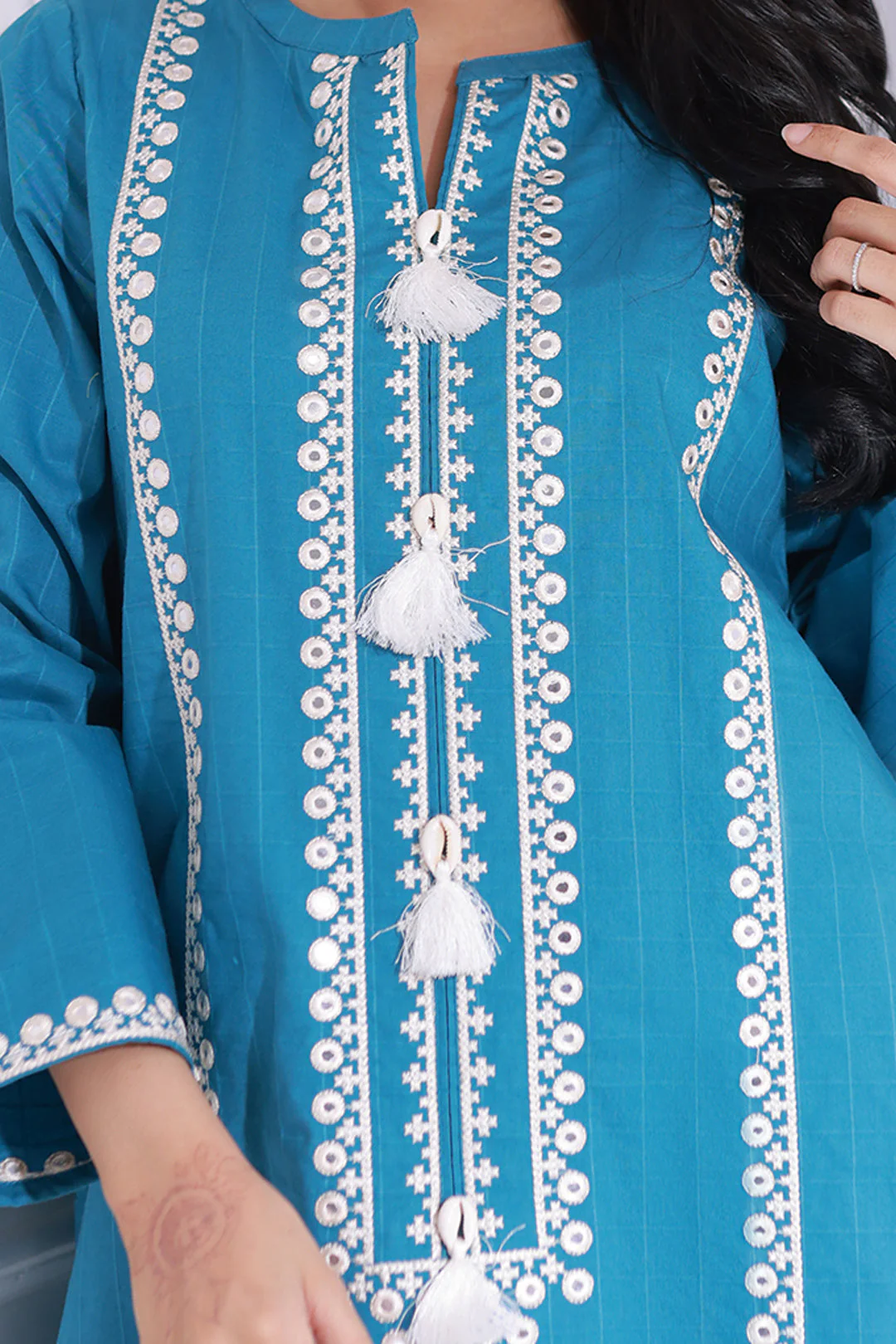 Embroidered Kurta - 1439 - Image 4