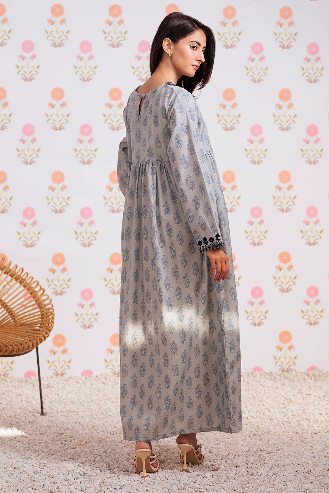 Embroidered Kurta - 2909 - Image 6