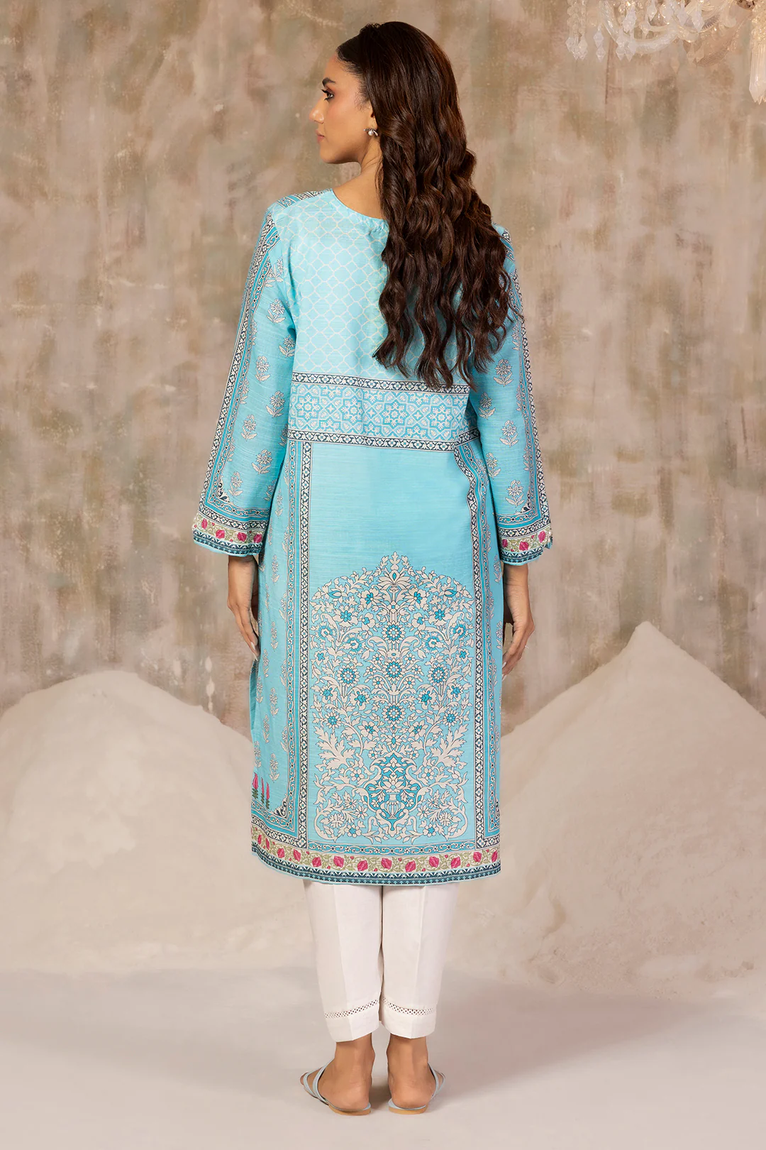Embroidered Kurta - 2914 - Image 9