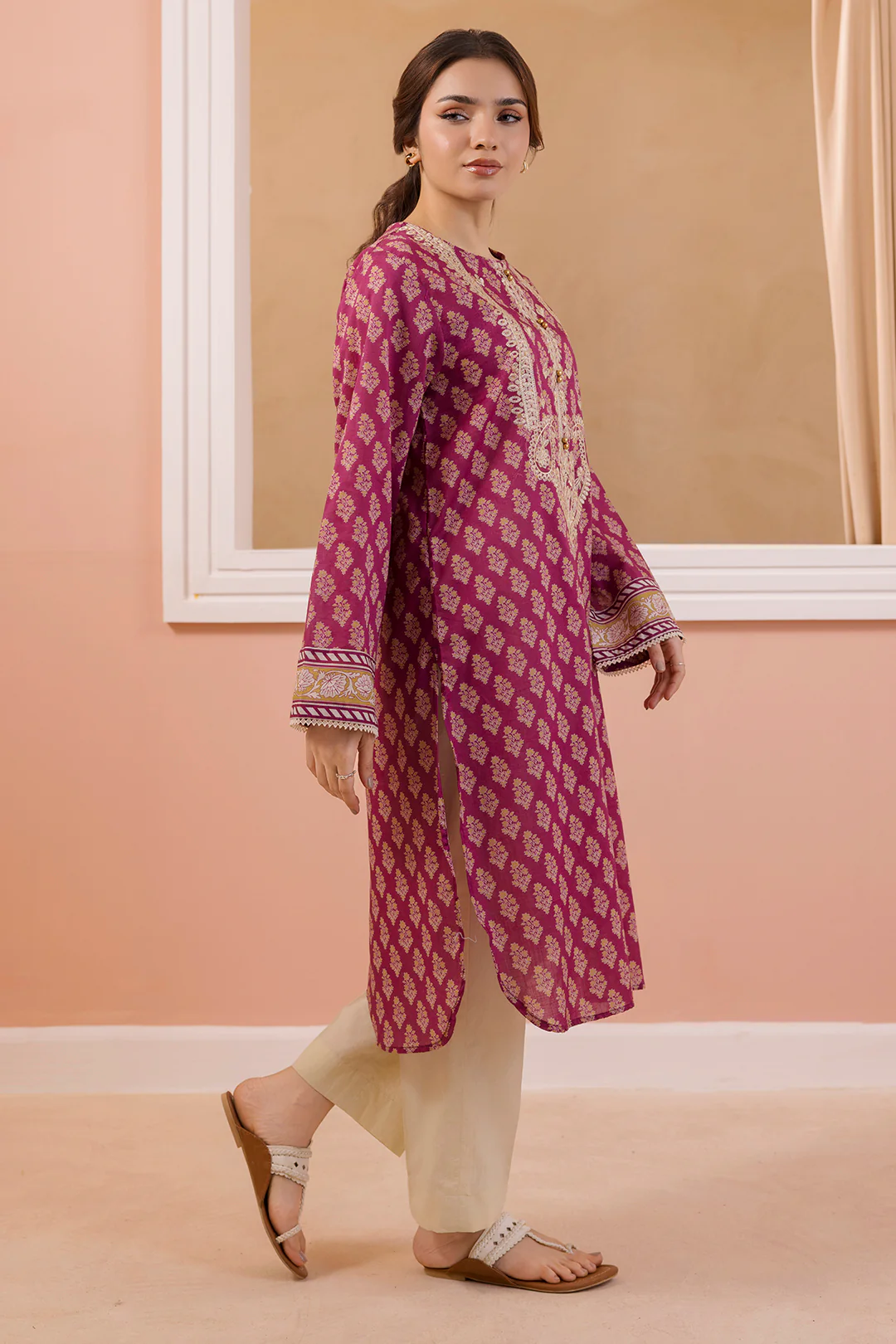 Embroidered Kurta - 3100 - Image 4