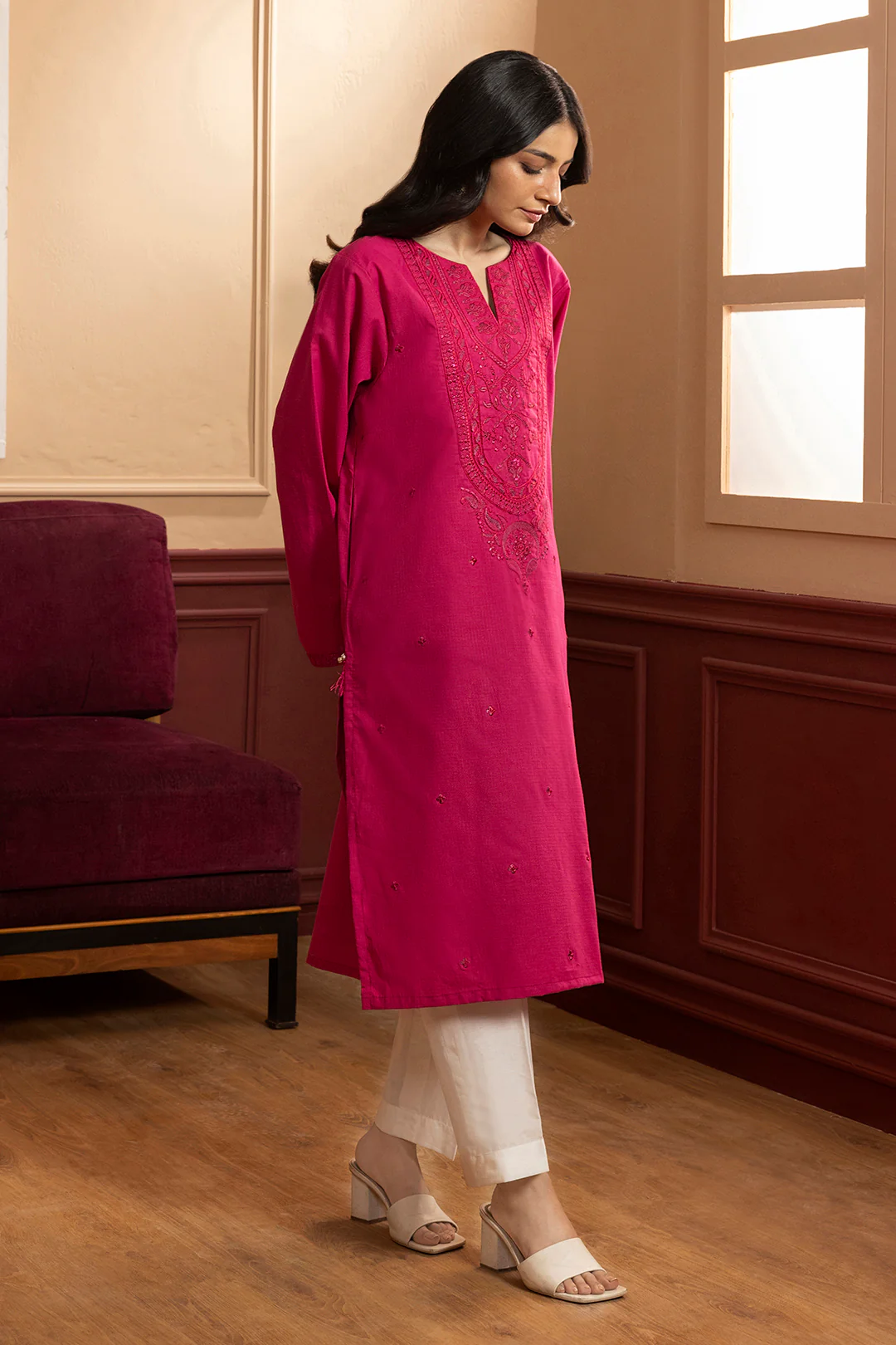 Embroidered Kurta - 3101 - Image 9