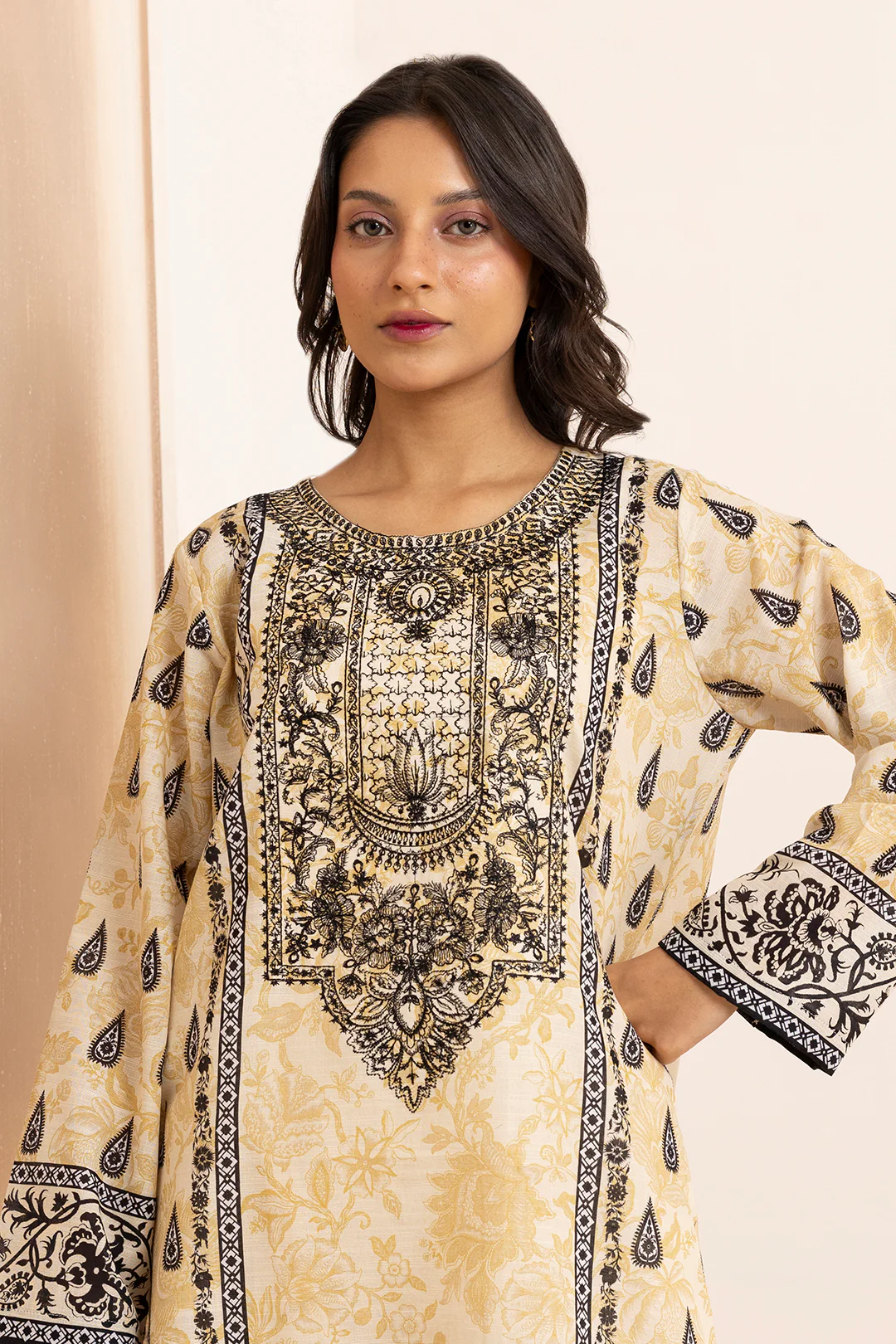 Embroidered Kurta - 2733 - Image 5