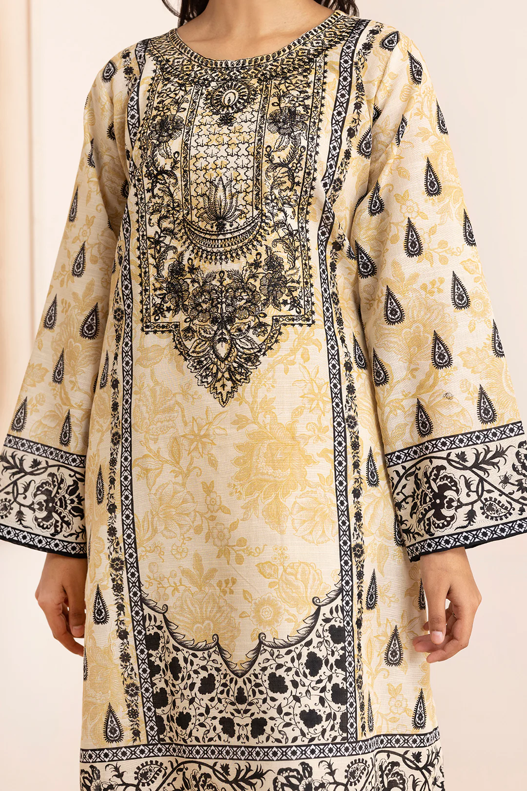 Embroidered Kurta - 2733 - Image 6