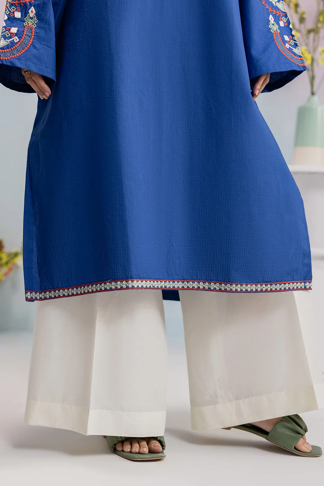 Embroidered Kurta - 2816 - Image 5