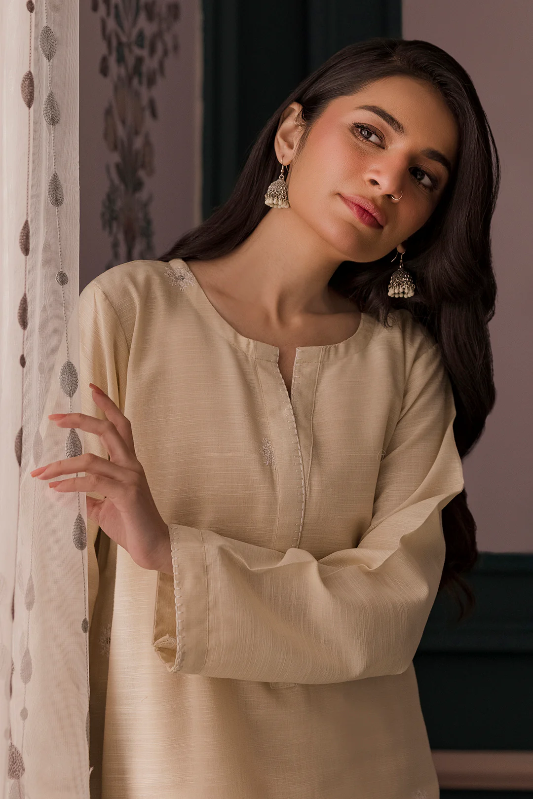 Embroidered Kurta - 2818 - Image 9