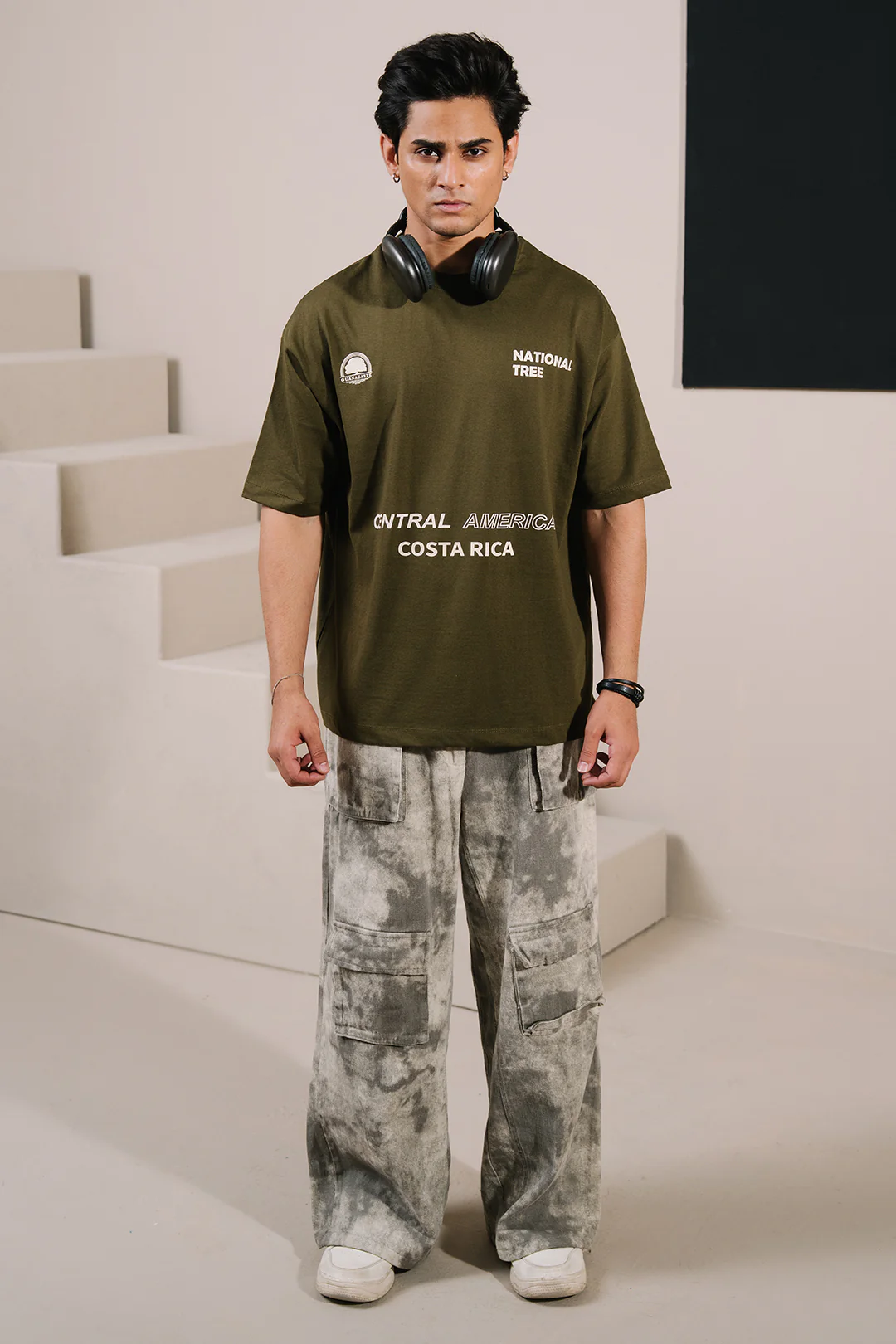 Oversized Graphic T-Shirt - D026 - Image 3