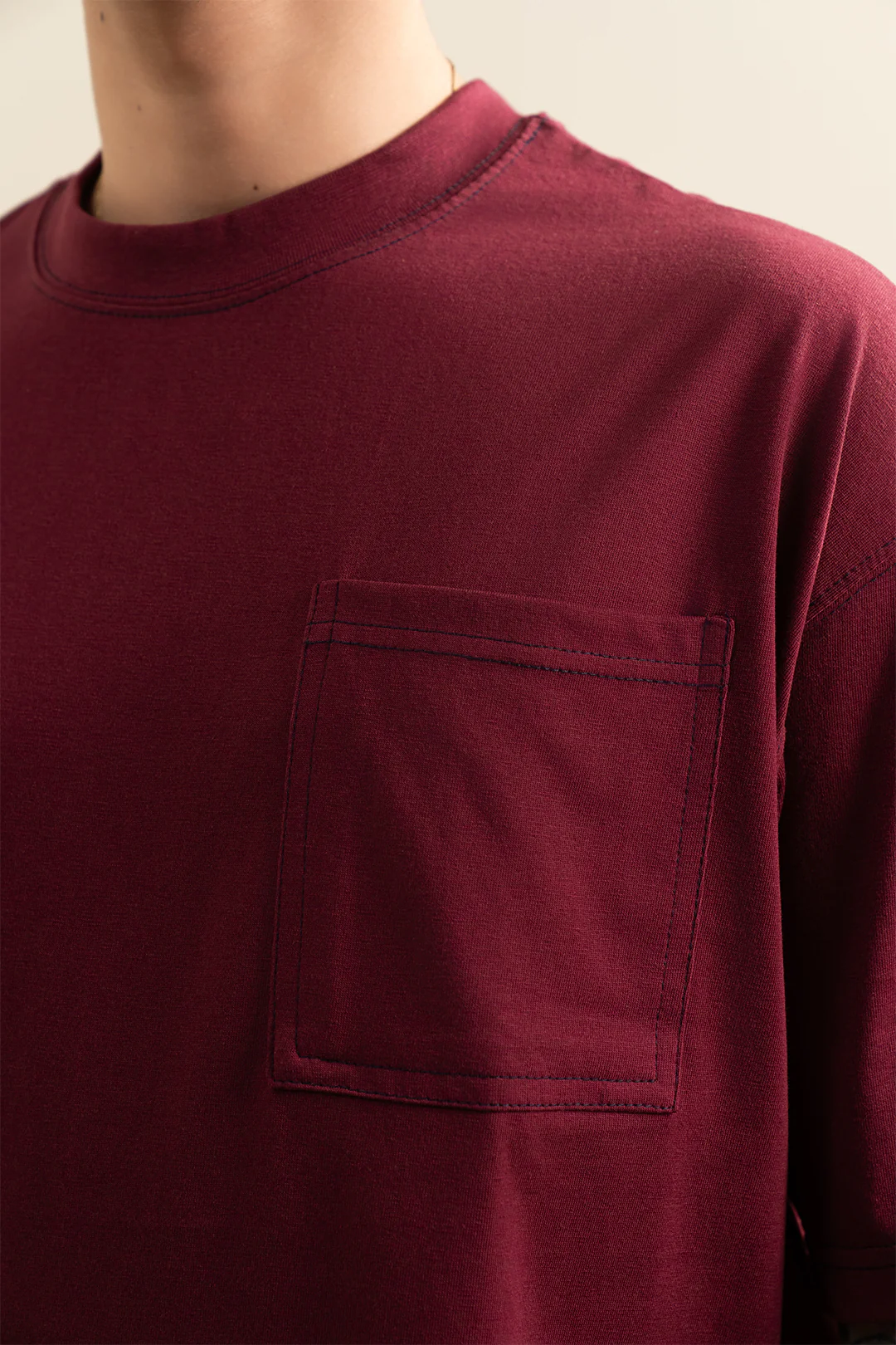 Basic Oversized Pocket T-Shirt - D040 - Image 5