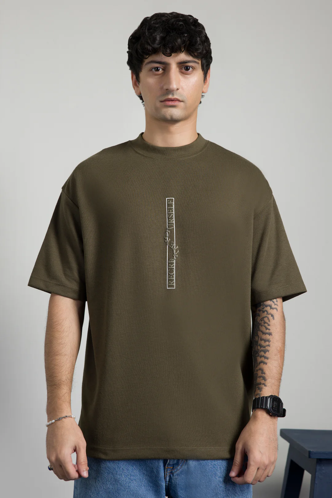 Oversized Graphic T-Shirt - D072 - Image 2