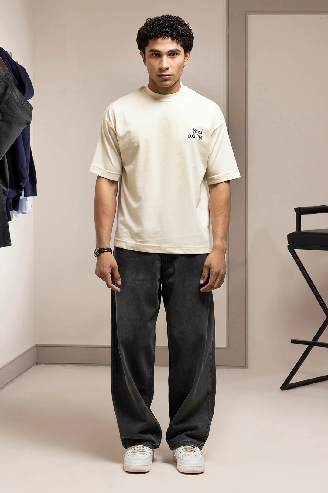 Oversized Graphic T-Shirt - D083 - Image 2