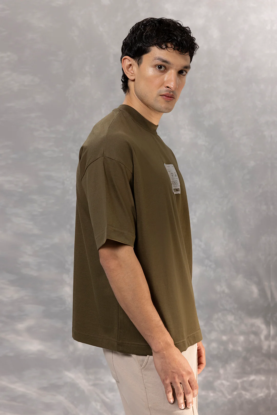 Oversized Graphic T-Shirt - D089 - Image 5