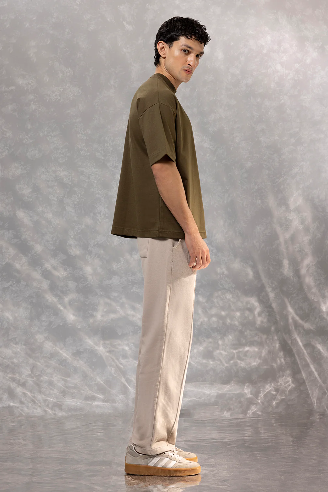 Oversized Graphic T-Shirt - D089 - Image 6