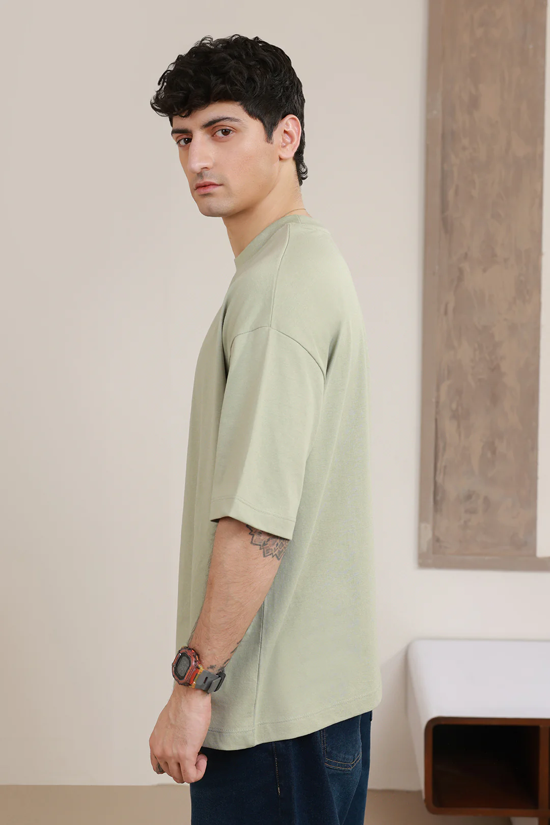 Oversized Graphic T-Shirt - D103 - Image 2