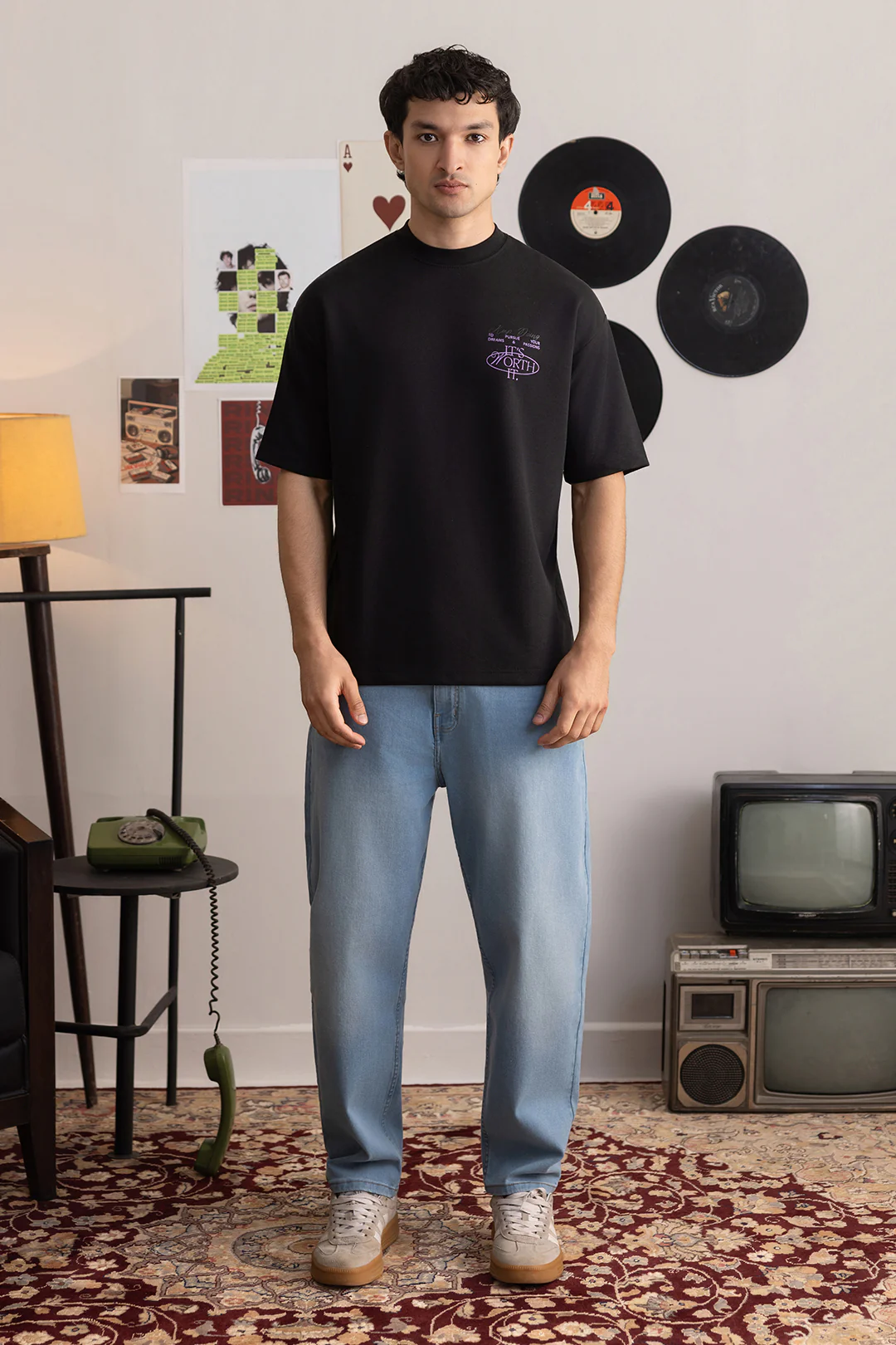 Oversized Graphic T-Shirt - D109 - Image 2