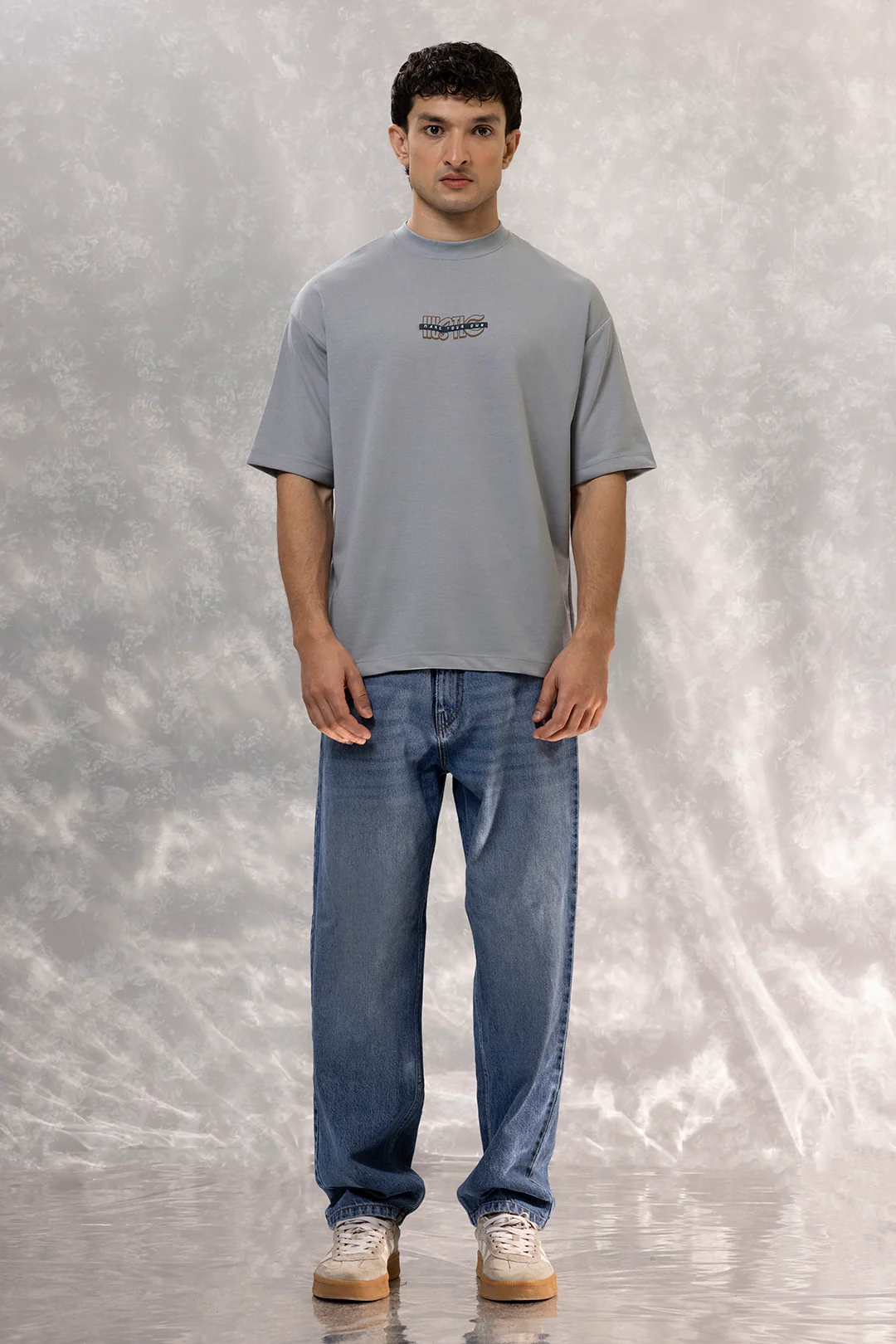Oversized Graphic T-Shirt - D122 - Image 2