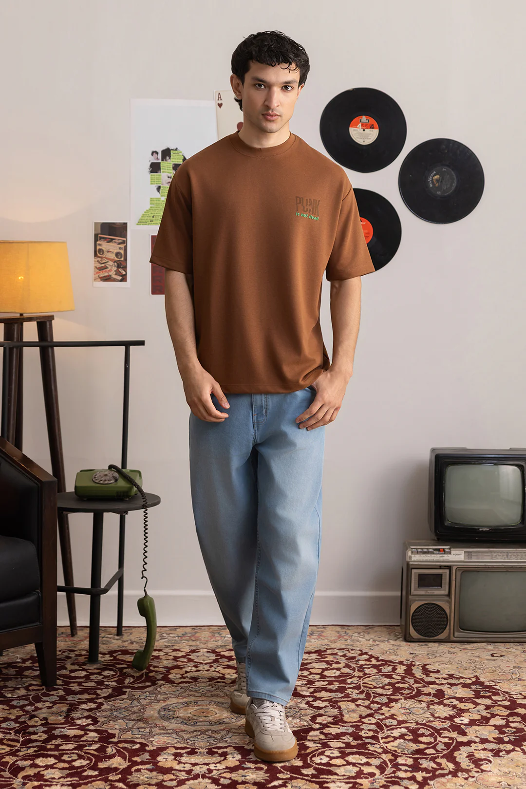 Oversized Graphic T-Shirt - D126 - Image 4