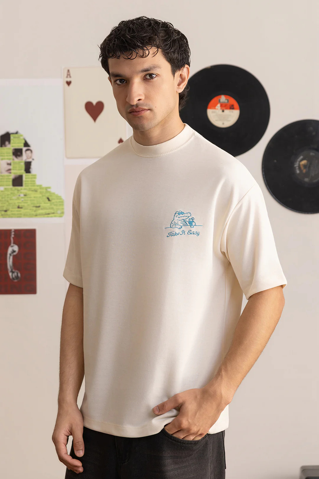 Oversized Graphic T-Shirt - D133 - Image 3