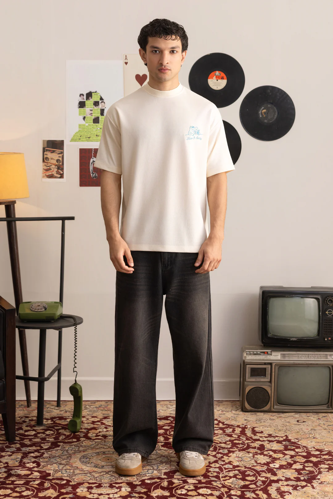 Oversized Graphic T-Shirt - D133 - Image 4