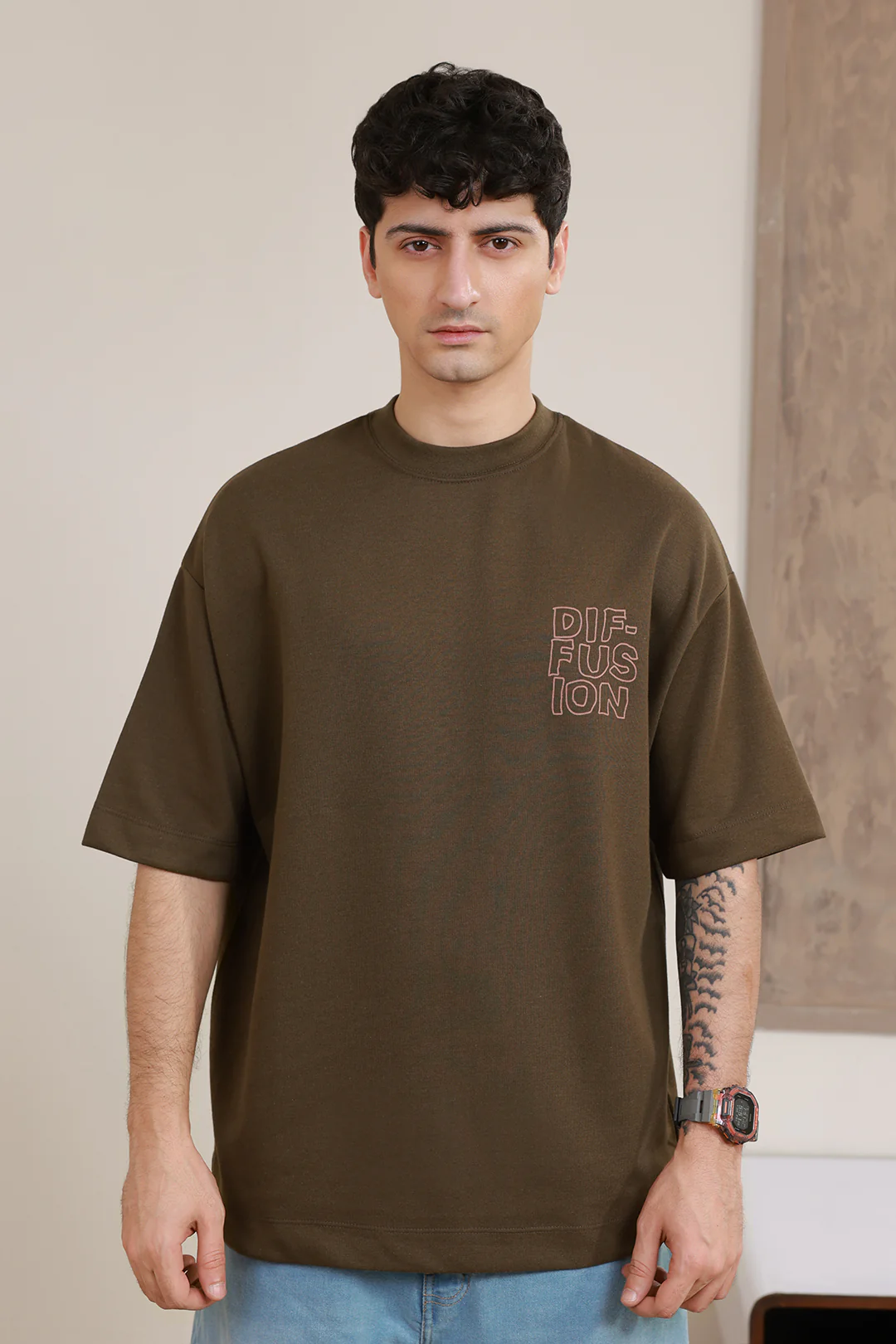 Oversized Graphic T-Shirt - D136 - Image 2