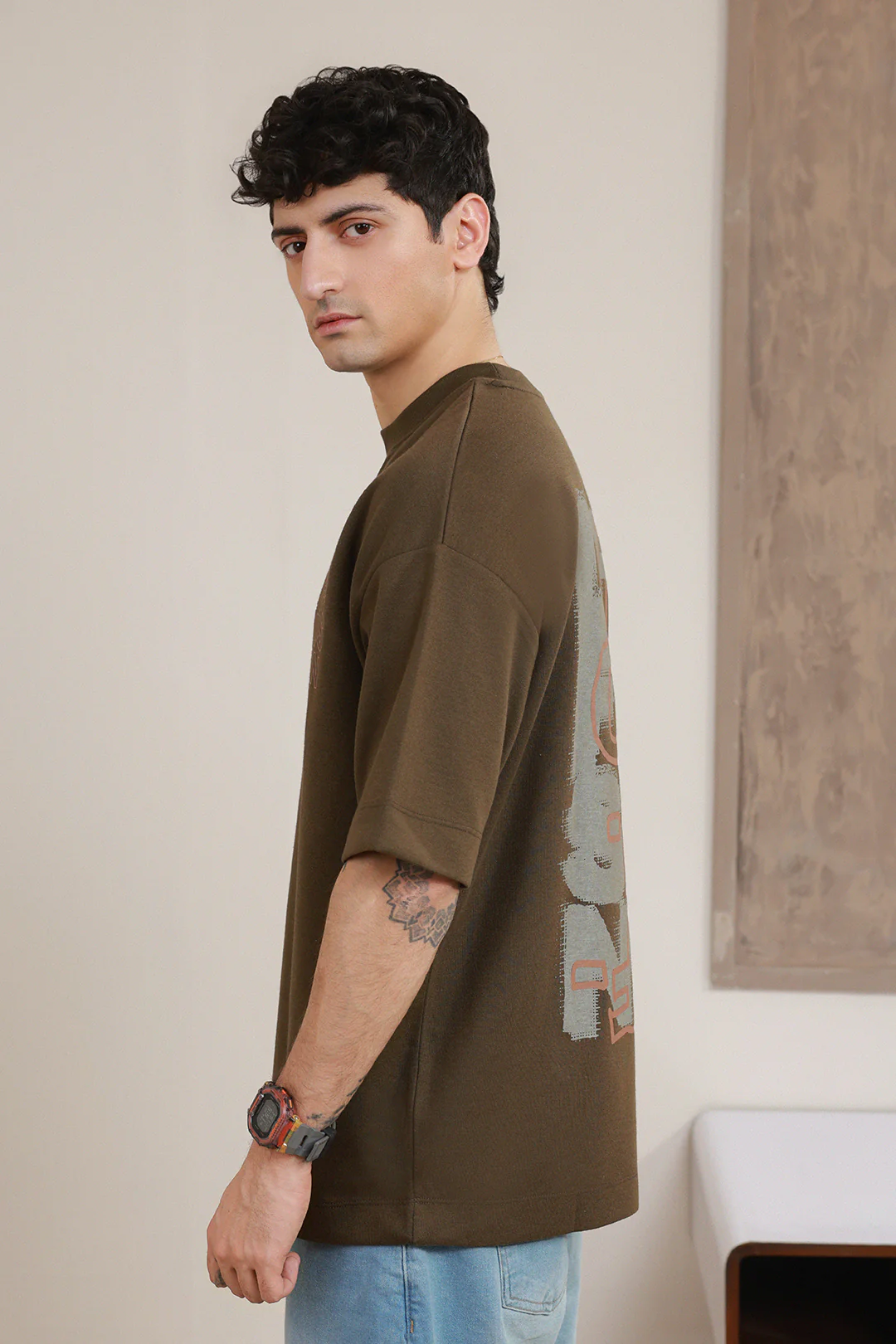 Oversized Graphic T-Shirt - D136 - Image 3