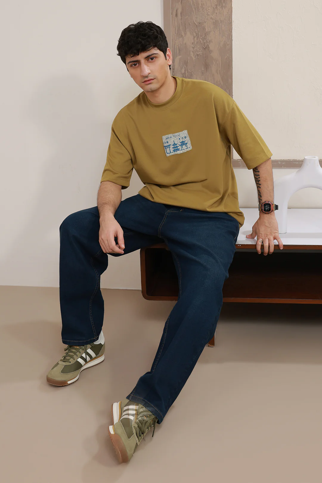 Oversized Graphic T-Shirt - D141 - Image 3